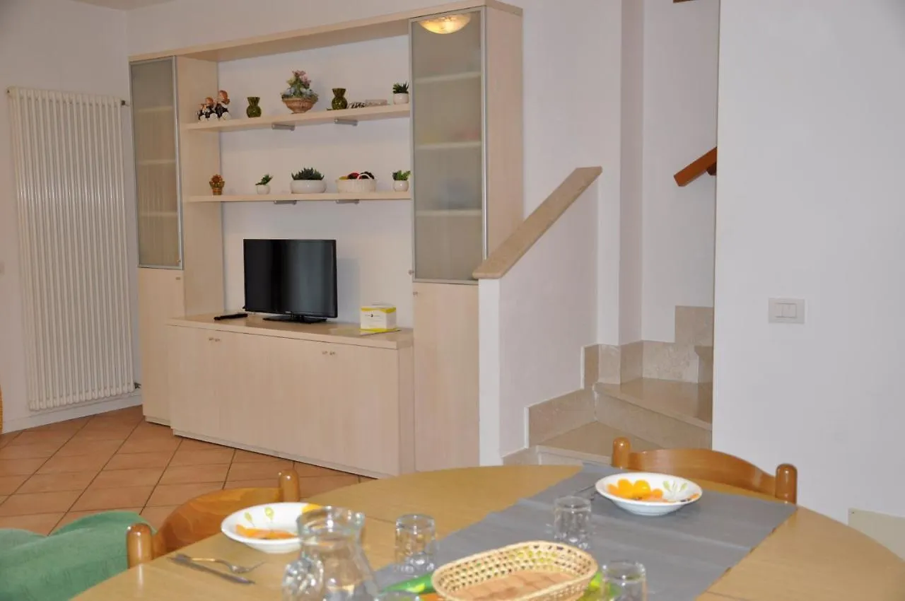 Apartment In Lazise/Gardasee 21955