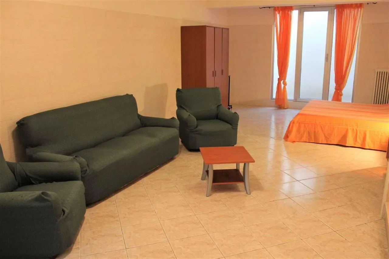 Apartment In Lazise/Gardasee 21955 Italy